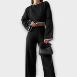 Плетен комплект с cropped блуза и изискани детайли