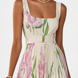 Calanthe Vestido Largo Plisado con Estampado Floral y Escote Cuadrado
