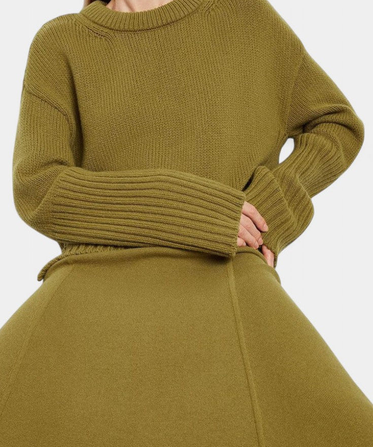 Patricia Conjunto de Suéter de Cuello Alto y Falda Maxi