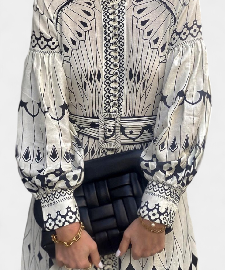 Soria Vestido Maxi Botón Bordado de Estilo Folk